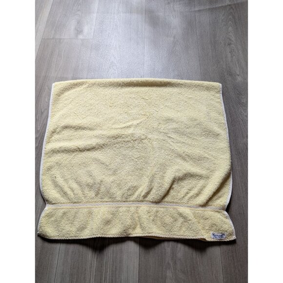 Vintage Yellow Cotton Bath Towel By Consul Super Savage Retro Home Décor - Picture 1 of 7